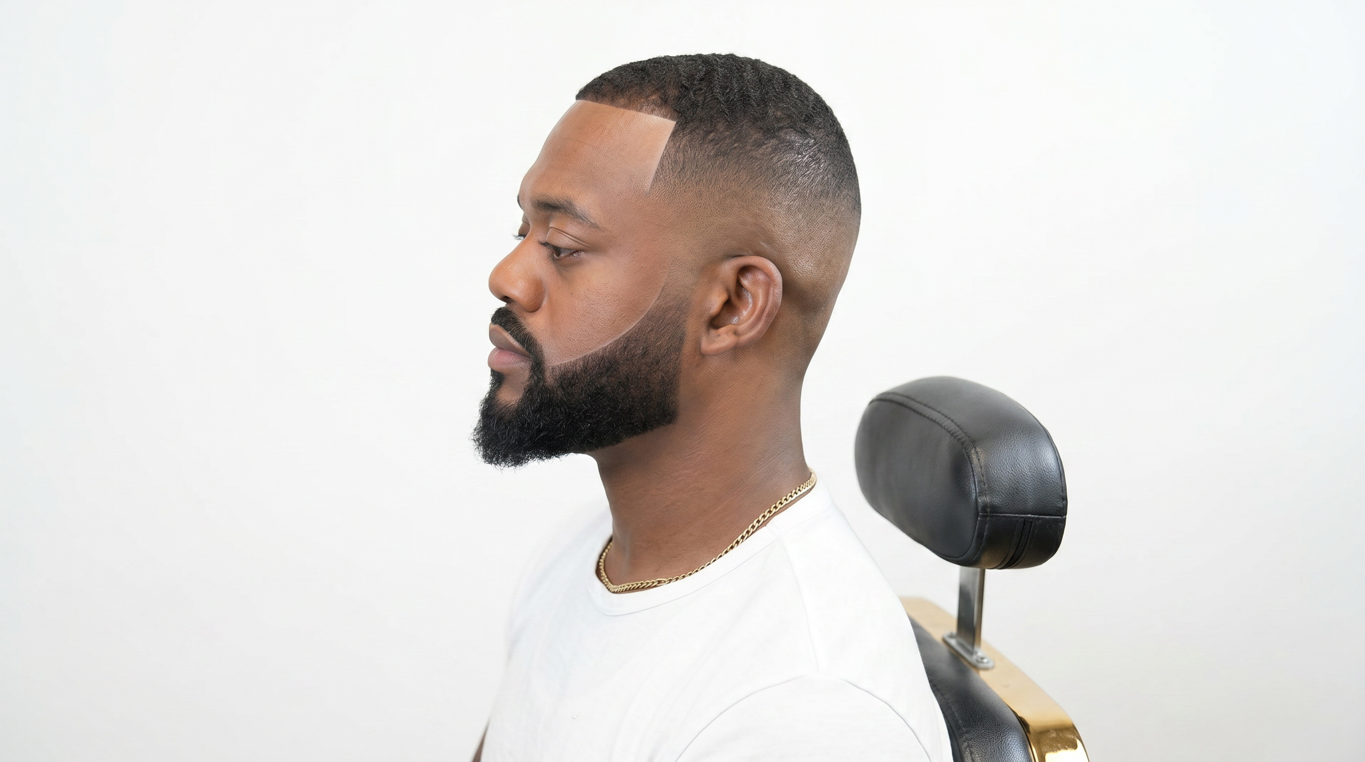 Low fade with beard sculpt — Finest Vision